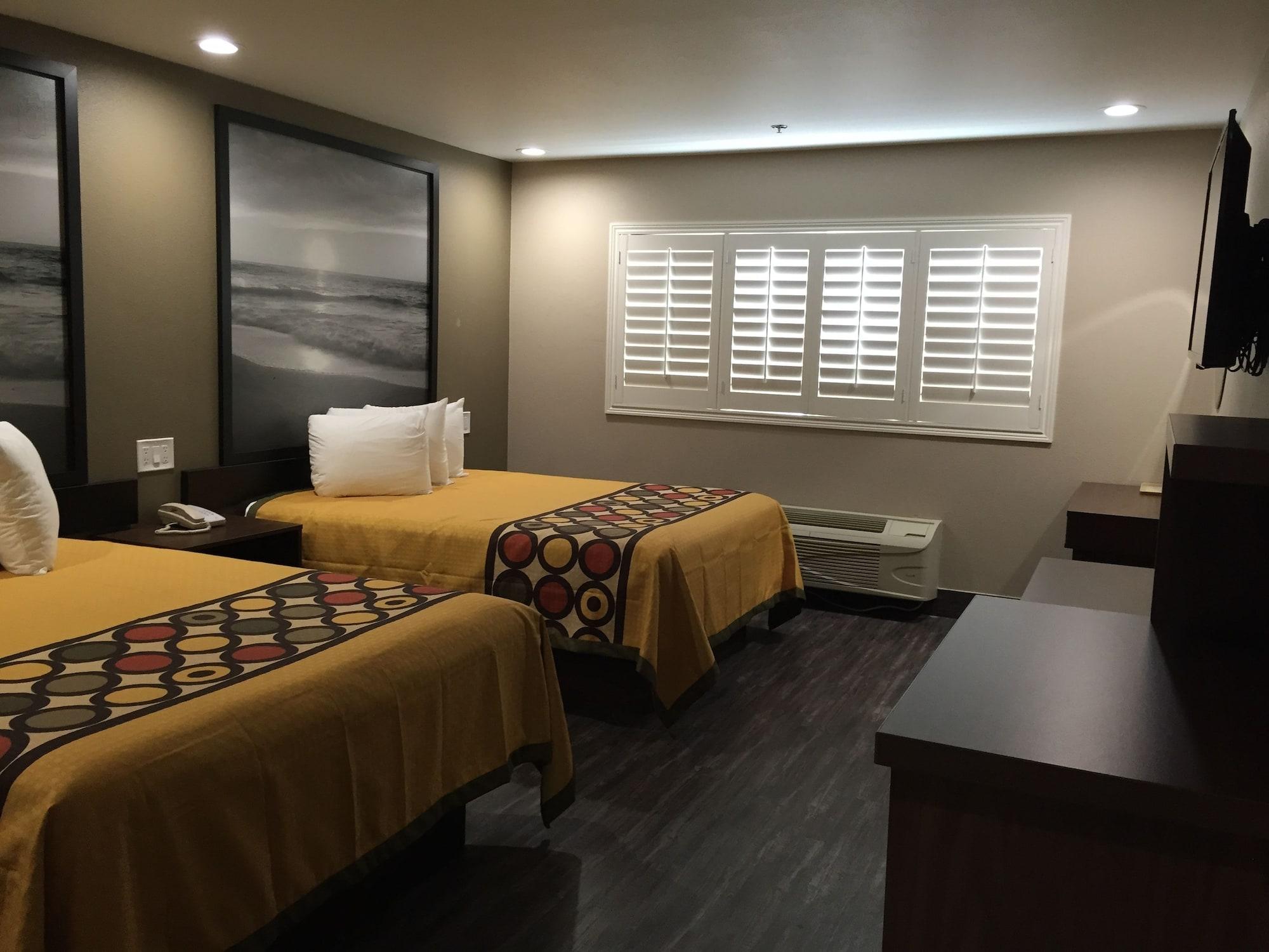 Super 8 By Wyndham National City Chula Vista Kültér fotó