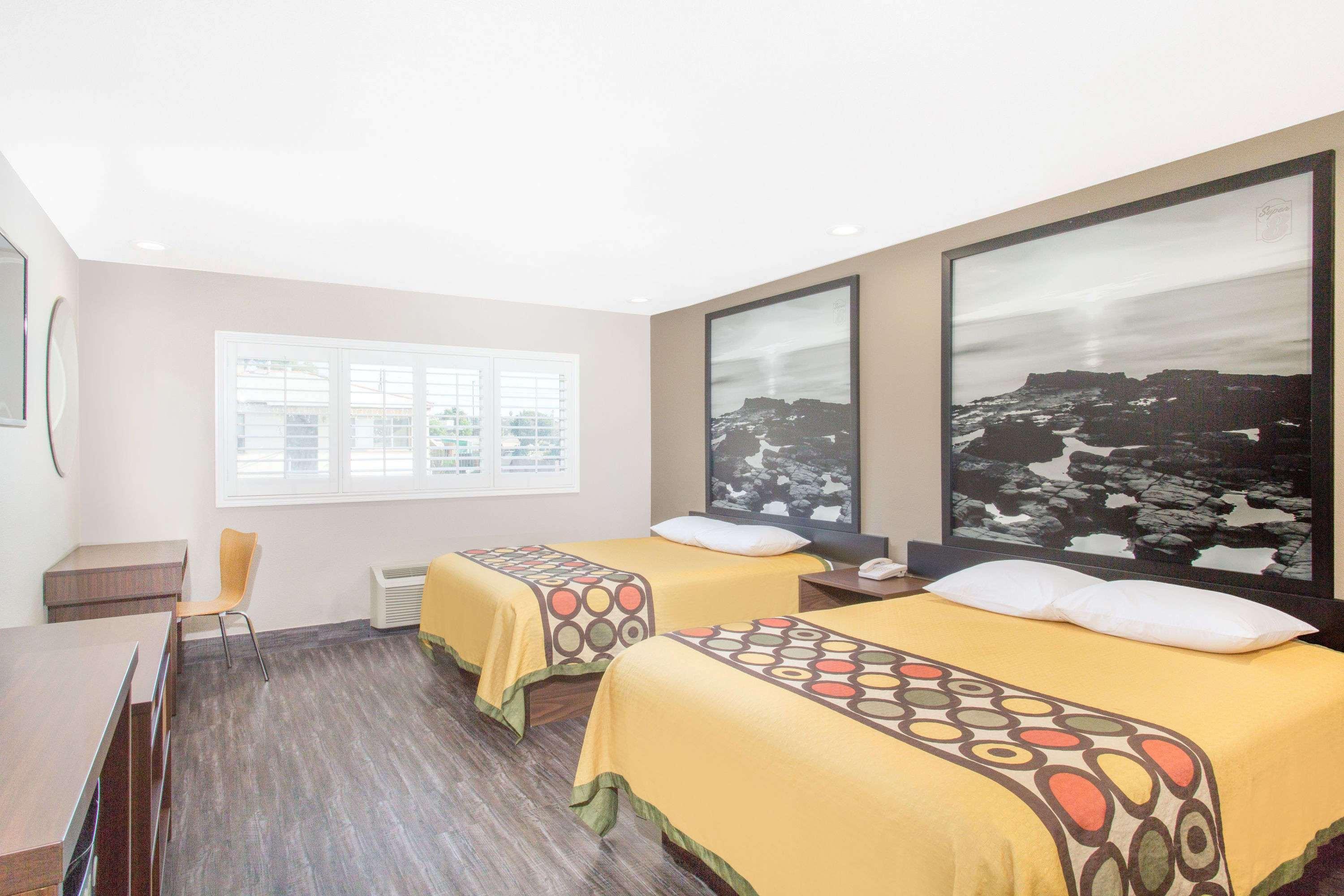 Super 8 By Wyndham National City Chula Vista Kültér fotó